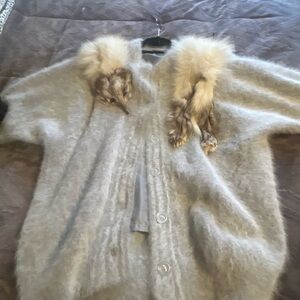 Vintage Gray Cardigan with Fur Collar